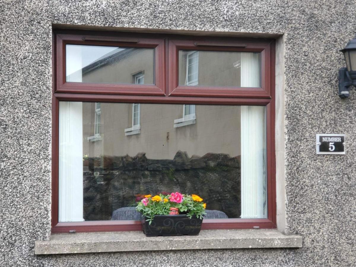 Villa Number 5 Larne Exterior foto